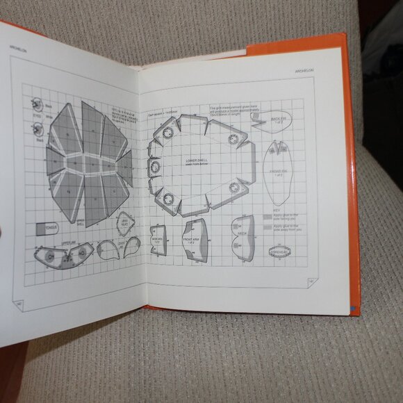 FREE*❤️Paper Dinosaurs: How to Make 20 Original Paper Models book David Hawcock - Picture 6 of 9